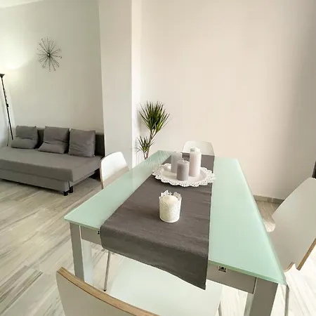 Splendid Apartment Near The Beach In Torremolinos Apartamento